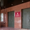 За снежок в окно — 50 тысяч рублей: прокуратура требует компенсацию для избитого подростка