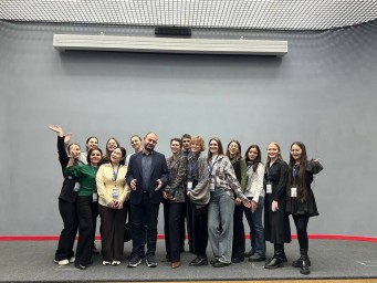 Участники молодежной школы послов при Библиотеке иностранной литературы представили культурное наследие своих стран и регионов