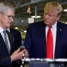 Глава Apple пообещал Трампу перевести часть производства в США