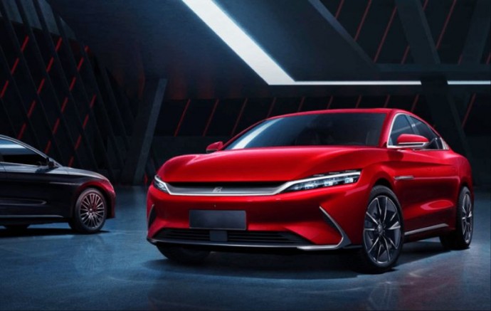 BYD в этом году окончательно обойдёт Tesla по количеству проданных электромобилей