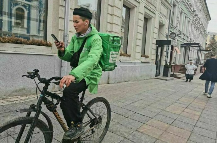 В Москве снимут с учета мигрантов с выключенной геолокацией в приложении