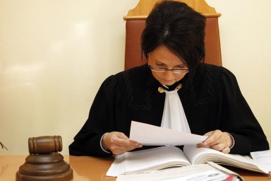 Защита умершего бизнесмена настаивает на его оправдании