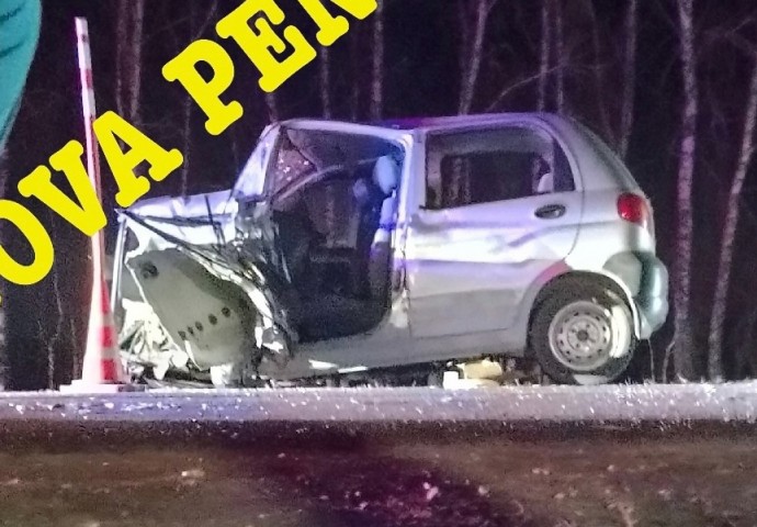 Обнародованы ужасающие фото с места автокатастрофы под Пензой