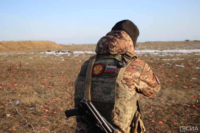 Автотехнику и гумгруз отправят из Якутии в зону СВО