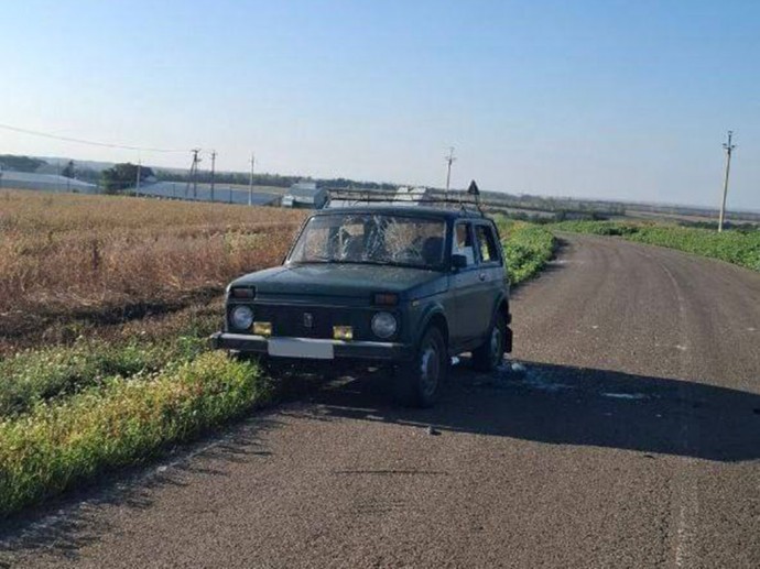 Украинский дрон атаковал движущееся авто с мирными жителями Белгородской области