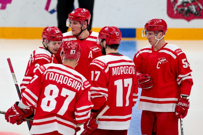 "Спартак" и "Сочи" трижды забросили друг другу с интервалом в 1,5 минуты