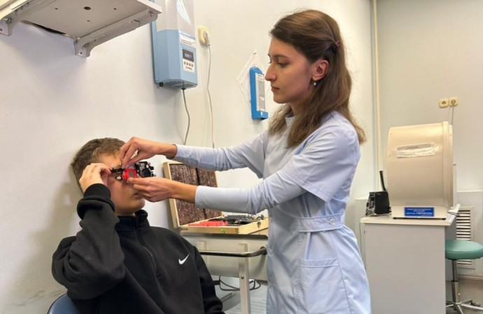 Три молодых врача пришли на работу в областную детскую больницу Три молодых врача пришли на работу в областную детскую больницу