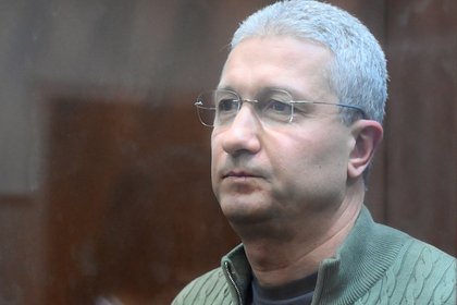 Бывшего замминистра обороны России оставили под стражей до 23 апреля