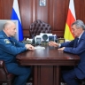 Первые лица МЧС России Александр Куренков и Северной Осетии Сергей Меняйло оценили возможность создания региональной пожарной охраны