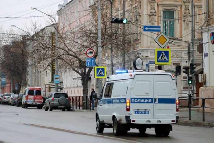 В торговом центре астраханцу угрожали ножом 