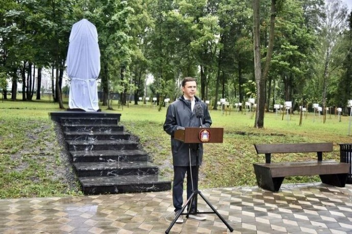В Орле открыли памятник сотрудникам госбезопасности