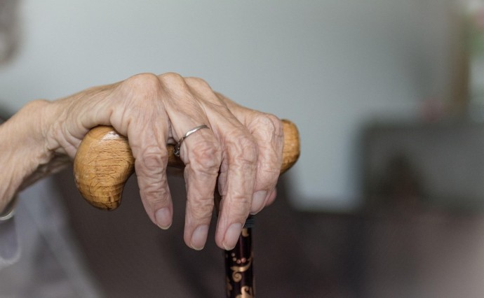 Мошенники выманили у сахалинских пенсионеров более 1,4 млн рублей