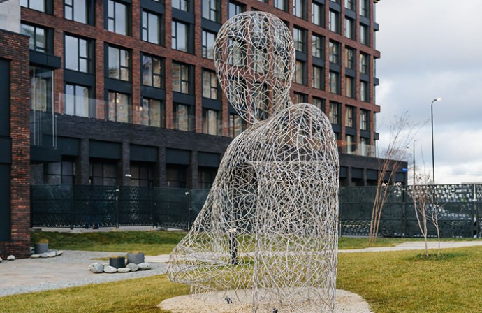 В Москве появился новый арт-объект «Обнимать»