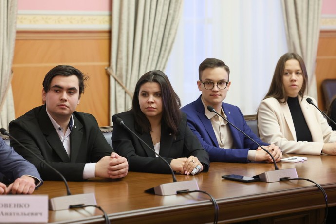 Начался проект «Правовая грамотность» для участников Молодежного парламента Москвы Начался проект «Правовая грамотность» для участников Молодежного парламента Москвы