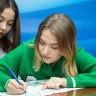 Сахалинцы за год купили в почтовых отделениях более 1 000 открыток: составлен рейтинг популярных