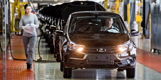 "АвтоВАЗ" попросил Путина не пускать конкурентов вроде Renault обратно в Россию - «Общество»