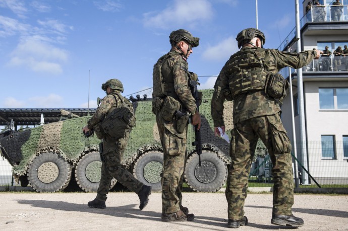 НАТО планирует строительство крупнейшей военной базы на восточном фланге альянса