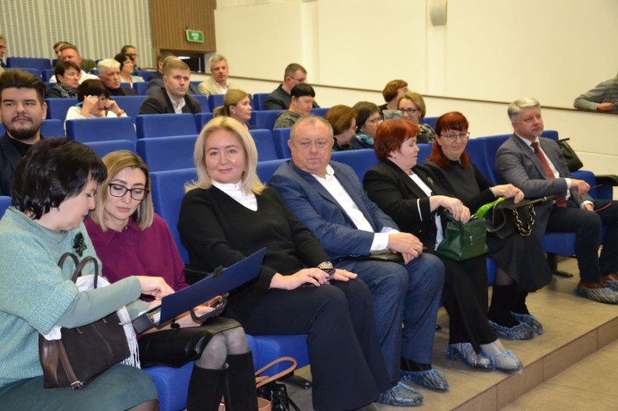 Оборудование на более 220 млн рублей закупят для ярославских ОПЦ и детских больниц