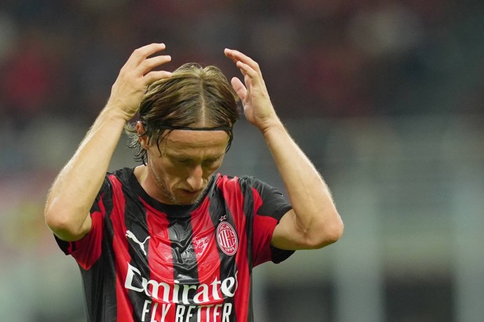 Гол Модрича принёс «Милану» победу в матче против «Болоньи» в Серии А Гол Модрича принёс «Милану» победу в матче против «Болоньи» в Серии А