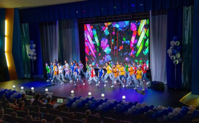 IX фестиваль "Поющие острова" в Южно-Сахалинске собрал более 250 участников