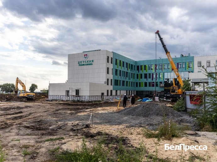 Белгородские школы и поликлиники оказались в зоне риска неисполнения нацпроектов