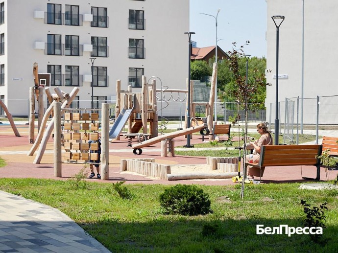 Почти 3,7 тысячи семей из белгородского приграничья оформили новое жильё Почти 3,7 тысячи семей из белгородского приграничья оформили новое жильё