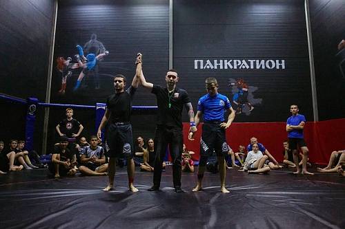 Благовещенские спортсмены завоевали 55 медалей на соревнованиях по панкратиону