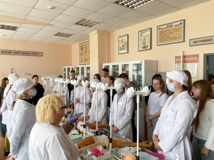 Наибольшее количество абитуриентов колледжей зачислены на педагогические, медицинские и технические специальности