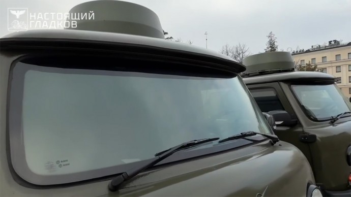 Вячеслав Гладков передал 2 бронированных автомобиля спецотряду «Орлан»