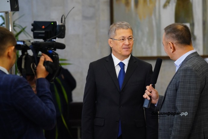 Политолог рассказал о заказчиках фейков в отношении главы Башкирии