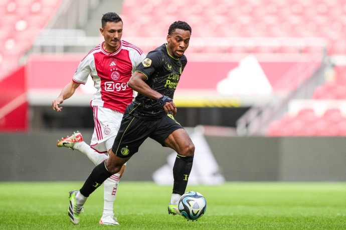 «Арсенал» может подписать полузащитника «Фейеноорда» «Арсенал» может подписать полузащитника «Фейеноорда»