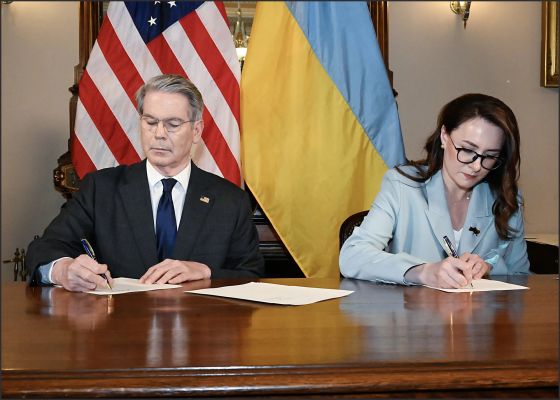 Зеленский превратил Украину в ресурсное Конго в центре Европы — нардеп