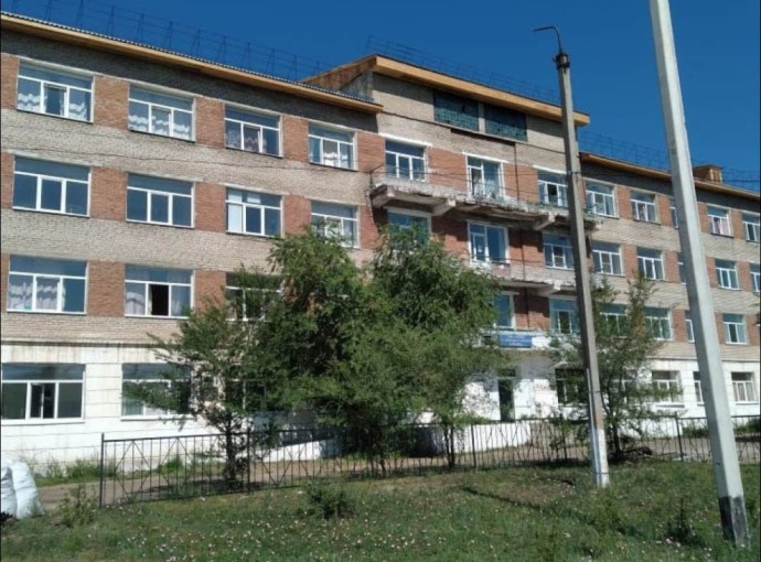 В Кяхте продолжается капитальный ремонт районной больницы
