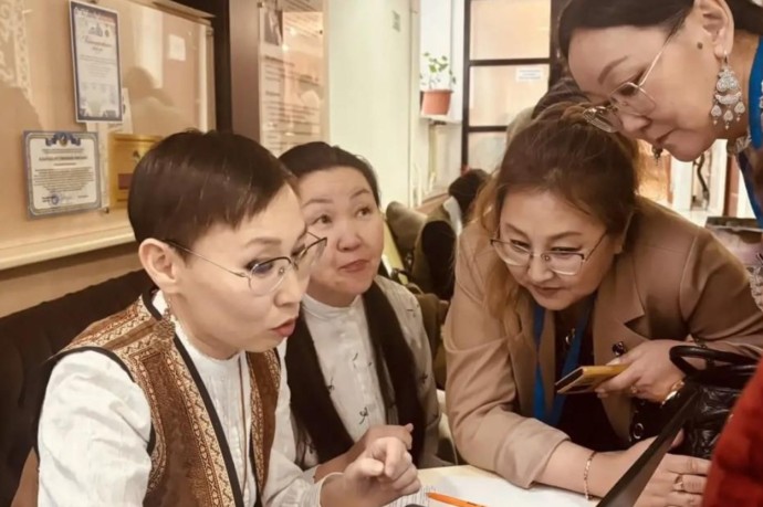 Языковые проекты представили на съезде учителей Якутии Языковые проекты представили на съезде учителей Якутии