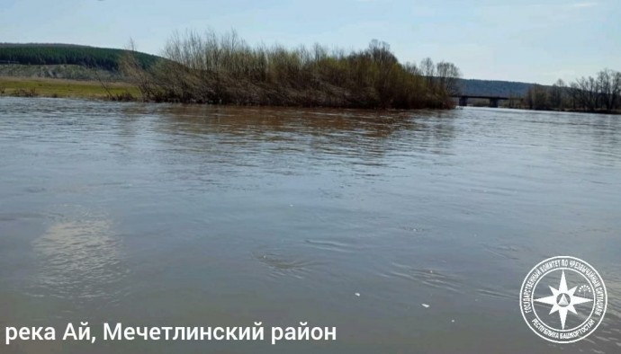 В Башкирии в двух реках уровень воды снизился, в одной — поднялся