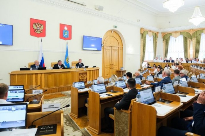 Депутаты скорректировали организацию проведения капремонта в многоквартирных домах