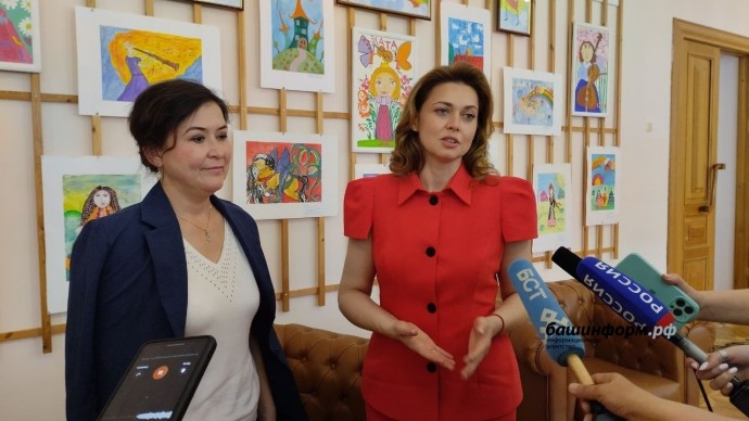 Амина Шафикова и Каринэ Хабирова встретились с юными музыкантами