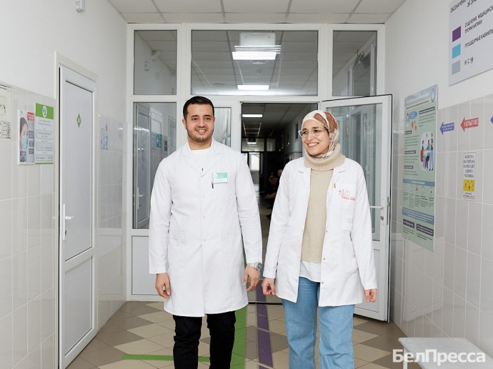 Медицина без границ. В Губкинской ЦРБ пациентов принимают супруги из Египта