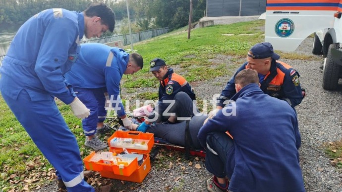 Спешила на паром: в Уфе с пенсионеркой приключилось несчастье Спешила на паром: в Уфе с пенсионеркой приключилось несчастье