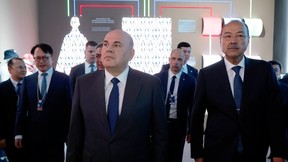 Михаил Мишустин и Премьер-министр Узбекистана Абдулла Арипов осмотрели выставку V Ташкентского международного инвестиционного форума