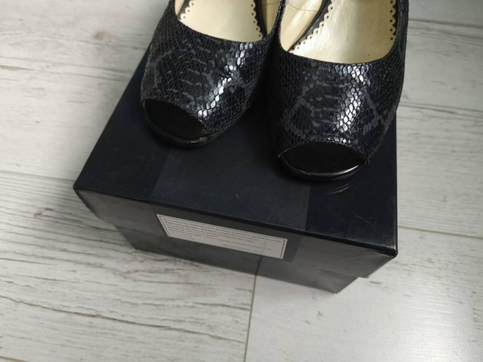 Российская обувная сеть в два раза сократила присутствие в Пермском крае