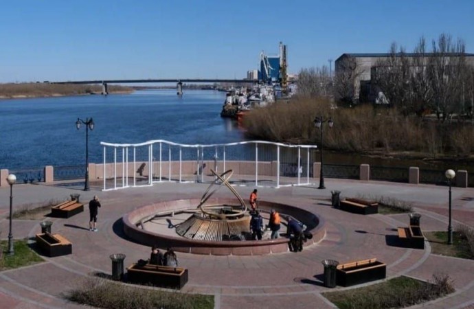 В Астрахани стартовала расконсервация фонтанов