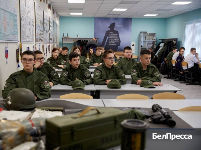 Гладков рассказал, что проект «Воин» отмечает своё трёхлетие Гладков рассказал, что проект «Воин» отмечает своё трёхлетие