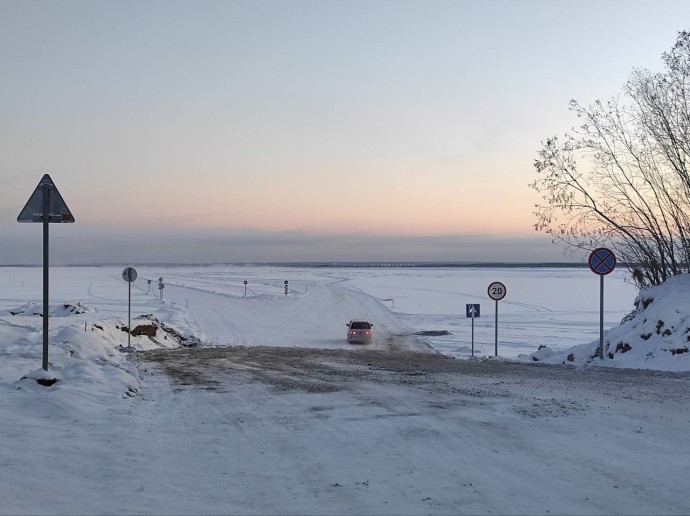 В Якутии раньше срока открыли ледовую переправу «Хатассы – Павловск»