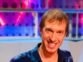 Музыкальный критик Сергей Соседов перенёс 13-часовую операцию по пересадке волос