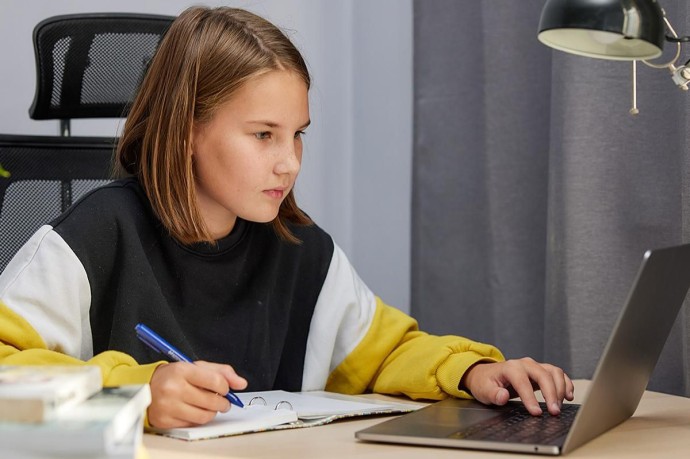 В Рособрнадзоре предлагают не лицензировать онлайн-курсы, не включённые во ФГОС В Рособрнадзоре предлагают не лицензировать онлайн-курсы, не включённые во ФГОС