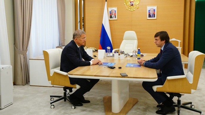 Радий Хабиров поделился итогами встречи с министром просвещения России