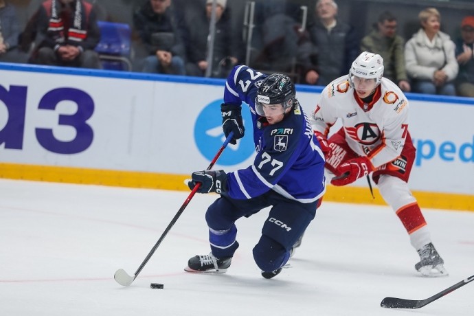 "Торпедо" обыграло "Автомобилист" в Екатеринбурге, не пропустив ни одной шайбы "Торпедо" обыграло "Автомобилист" в Екатеринбурге, не пропустив ни одной шайбы