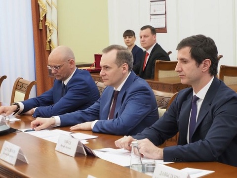 Глава Мордовии провел рабочую встречу с делегацией АФК «Система»
