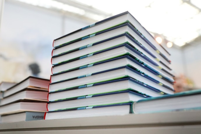 Издатели смогут проверить книги на пропаганду наркотиков с помощью ИИ